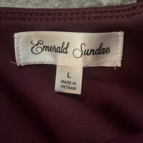 Emerald Sundae Red Ruched Gown - Picture 2 of 3